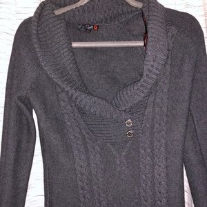 Guess sweater lightly worn